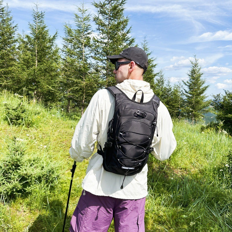 Schwarzer Outdoor-Rucksack aus Polyester